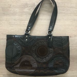 Coach circle logo shoulder bag